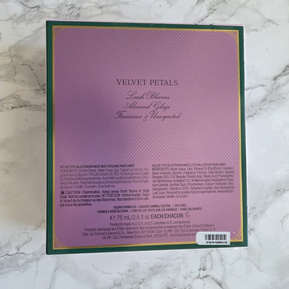 VICTORIA'S SECRET VELVET PETALS GIFT SET Body fragance - Picture 2 of 5
